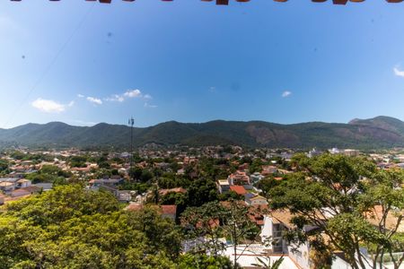 Casa à venda com 193m², 4 quartos e 3 vagas Casa à venda com 193m², 4 quartos e 3 vagasVista da Suíte Externa