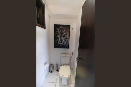 Casa à venda com 193m², 4 quartos e 3 vagas Casa à venda com 193m², 4 quartos e 3 vagasLavabo