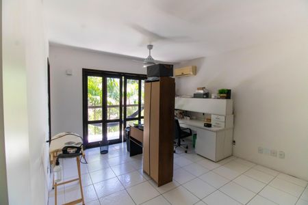 Casa à venda com 193m², 4 quartos e 3 vagas Casa à venda com 193m², 4 quartos e 3 vagasSuíte 2