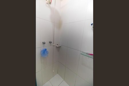 Casa à venda com 193m², 4 quartos e 3 vagas Casa à venda com 193m², 4 quartos e 3 vagasBanheiro da Suíte 1