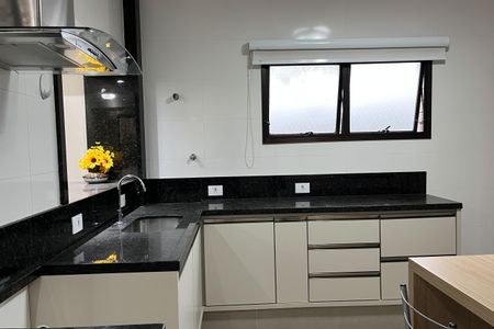 Apartamento para alugar com 90m², 3 quartos e 1 vagaCozinha e Área de Serviço