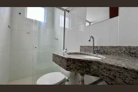 Apartamento à venda com 55m², 2 quartos e 2 vagasbanho