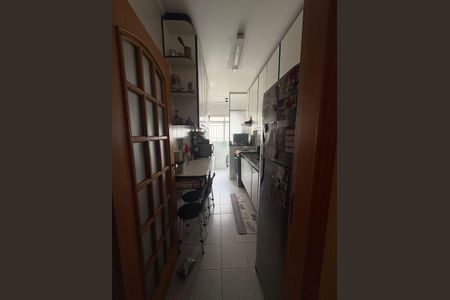 Apartamento à venda com 59m², 2 quartos e 2 vagas Apartamento à venda com 59m², 2 quartos e 2 vagasCozinha