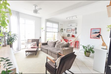 Sala de apartamento para alugar com 4 quartos, 192m² em Tijuca, Rio de Janeiro