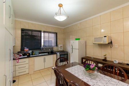 Casa de condomínio para alugar com 100m², 2 quartos e 1 vagaCozinha