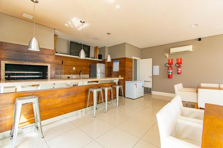 Apartamento para alugar com 66m², 2 quartos e 1 vaga