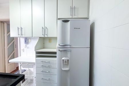Apartamento para alugar com 69m², 2 quartos e 1 vaga