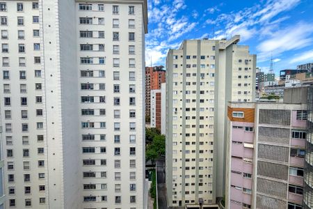Apartamento para alugar com 69m², 2 quartos e 1 vaga