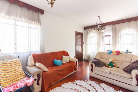 Sala  de casa à venda com 4 quartos, 131m² em Bela Vista, Osasco