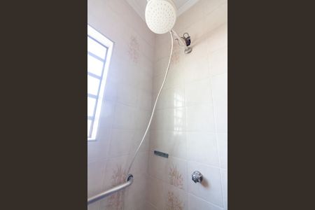 Casa à venda com 131m², 4 quartos e 3 vagasBanheiro 1