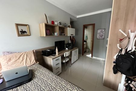 Suite de apartamento para alugar com 2 quartos, 75m² em Jardim Guanabara, Rio de Janeiro