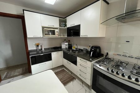 Apartamento para alugar com 75m², 2 quartos e 1 vaga Apartamento para alugar com 75m², 2 quartos e 1 vagaCozinha