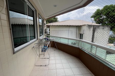 Apartamento para alugar com 75m², 2 quartos e 1 vaga Apartamento para alugar com 75m², 2 quartos e 1 vagaVaranda