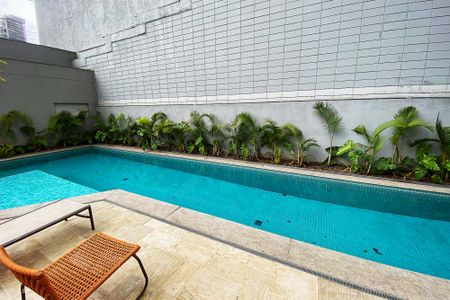 Studio à venda com 24m², 1 quarto e sem vaga Studio à venda com 24m², 1 quarto e sem vagapiscina