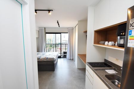 entrada de kitnet/studio à venda com 1 quarto, 24m² em Pinheiros, São Paulo