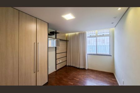 Apartamento para alugar com 110m², 3 quartos e 1 vaga Apartamento para alugar com 110m², 3 quartos e 1 vagaQuarto