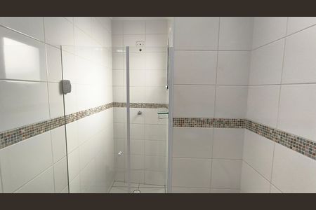 Casa para alugar com 160m², 3 quartos e 3 vagas Casa para alugar com 160m², 3 quartos e 3 vagasBanheiro Suíte 2