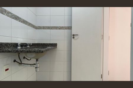 Casa para alugar com 160m², 3 quartos e 3 vagas Casa para alugar com 160m², 3 quartos e 3 vagasBanheiro Suíte 2