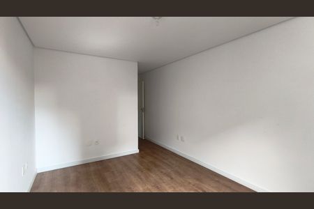 Casa para alugar com 160m², 3 quartos e 3 vagas Casa para alugar com 160m², 3 quartos e 3 vagasSuíte 1