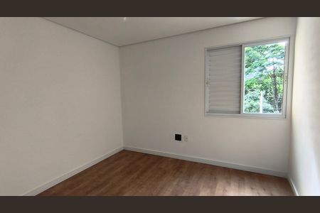 Casa para alugar com 160m², 3 quartos e 3 vagas Casa para alugar com 160m², 3 quartos e 3 vagasSuíte 2