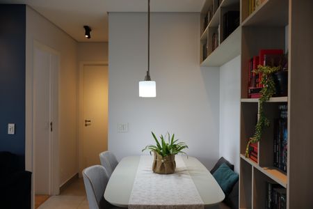 Apartamento à venda com 60m², 2 quartos e 1 vagaSala 