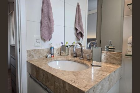 Apartamento à venda com 60m², 2 quartos e 1 vagaBanheiro da Suíte