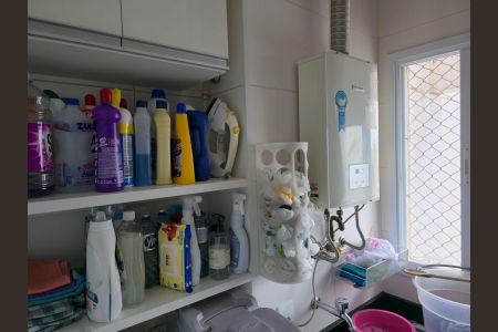 Apartamento à venda com 60m², 2 quartos e 1 vagaCozinha e Área de Serviço