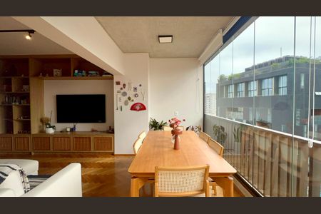 Apartamento para alugar com 70m², 1 quarto e 1 vaga Apartamento para alugar com 70m², 1 quarto e 1 vagaVaranda