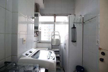 Apartamento para alugar com 68m², 2 quartos e 1 vagaÁrea de Serviço