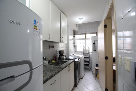 Apartamento para alugar com 68m², 2 quartos e 1 vagaCozinha