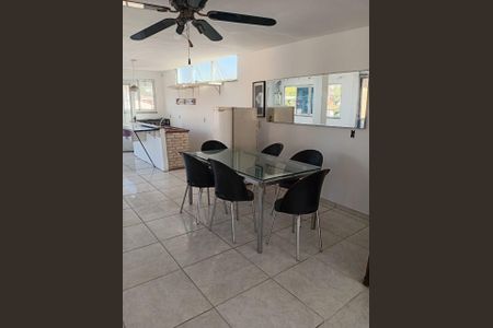 Cozinha de kitnet/studio para alugar com 2 quartos, 76m² em Pião, São Gonçalo