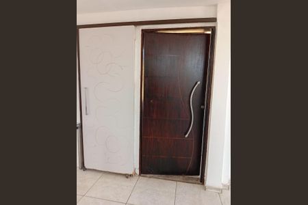 Sala de kitnet/studio para alugar com 2 quartos, 76m² em Pião, São Gonçalo