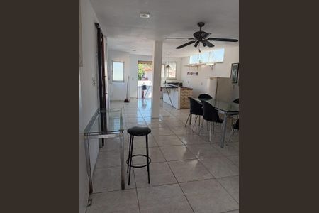 Kitnet/Studio para alugar com 2 quartos, 76m² em Pião, São Gonçalo