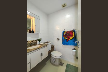 Apartamento à venda com 82m², 2 quartos e 1 vagaBanheiro Corredor