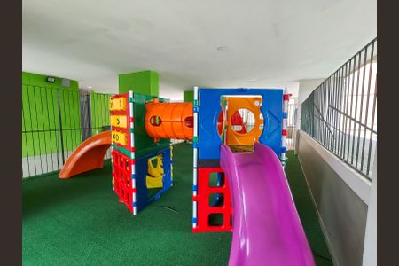 Apartamento à venda com 82m², 2 quartos e 1 vagaÁrea comum - Playground