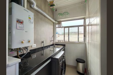 Apartamento à venda com 82m², 2 quartos e 1 vagaÁrea de Serviço