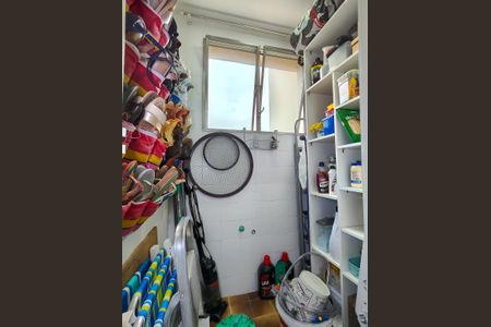 Apartamento à venda com 82m², 2 quartos e 1 vagaBanheiro de serviço