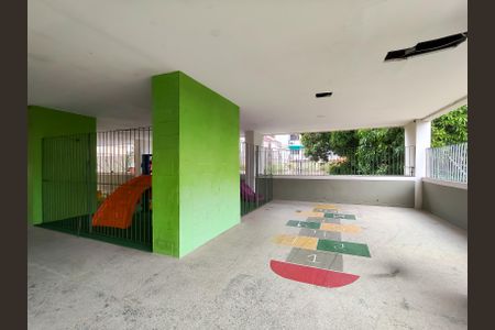 Apartamento à venda com 82m², 2 quartos e 1 vagaÁrea comum - Playground