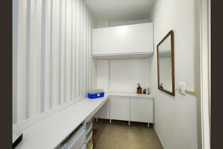 Apartamento à venda com 82m², 2 quartos e 1 vagaQuarto de Serviço