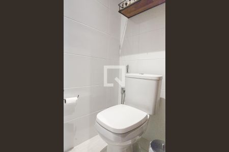 Casa de condomínio à venda com 1000m², 4 quartos e 4 vagas Casa de condomínio à venda com 1000m², 4 quartos e 4 vagasLavabo