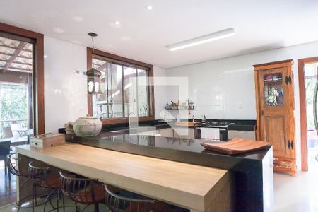 Casa de condomínio à venda com 1000m², 4 quartos e 4 vagas Casa de condomínio à venda com 1000m², 4 quartos e 4 vagasCozinha