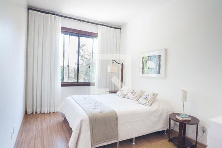 quarto 2 de casa de condomínio à venda com 4 quartos, 1000m² em Retiro do Chalé, Brumadinho