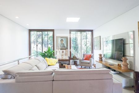Casa de condomínio à venda com 1000m², 4 quartos e 4 vagas Casa de condomínio à venda com 1000m², 4 quartos e 4 vagassala