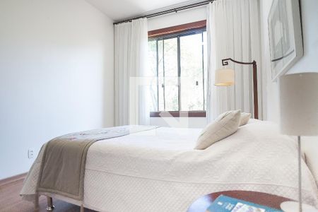 Casa de condomínio à venda com 1000m², 4 quartos e 4 vagas Casa de condomínio à venda com 1000m², 4 quartos e 4 vagasquarto 2
