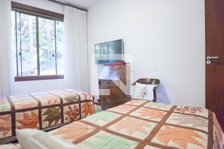 Casa de condomínio à venda com 1000m², 4 quartos e 4 vagas Casa de condomínio à venda com 1000m², 4 quartos e 4 vagasquarto 1