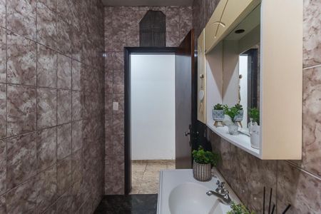 Casa para alugar com 261m², 3 quartos e 4 vagasBanheiro