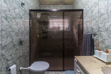 Casa para alugar com 261m², 3 quartos e 4 vagasBanheiro da Suíte