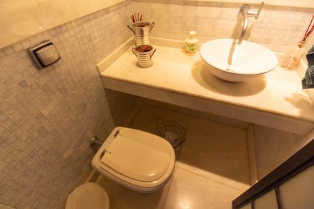 Casa de condomínio à venda com 250m², 4 quartos e 3 vagas