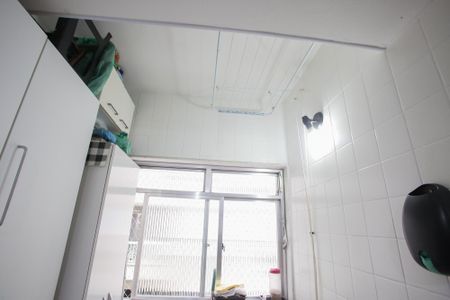 Apartamento para alugar com 60m², 2 quartos e 1 vagaÁrea de Serviço