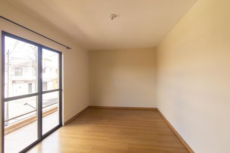 Quarto 1 Suíte  de casa para alugar com 3 quartos, 121m² em Novo Mundo, Curitiba